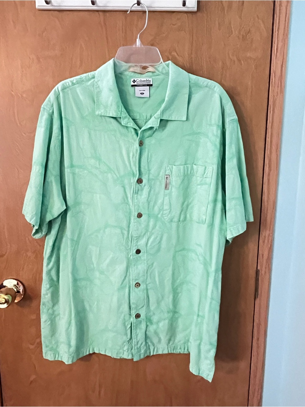 Columbia Men Short-Sleeve Jacquard Fish Print Button-Up Mint Green Size XXL  EUC